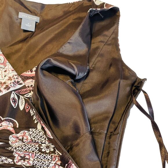 Ann Taylor Brown Silk Floral Sleeveless V-neck Fit & Flare Dress Women Sz 8 - Picture 9 of 14